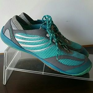 MERRELL PACE GLIVE TRAIL RUNNING SHOE  WOMENS 9